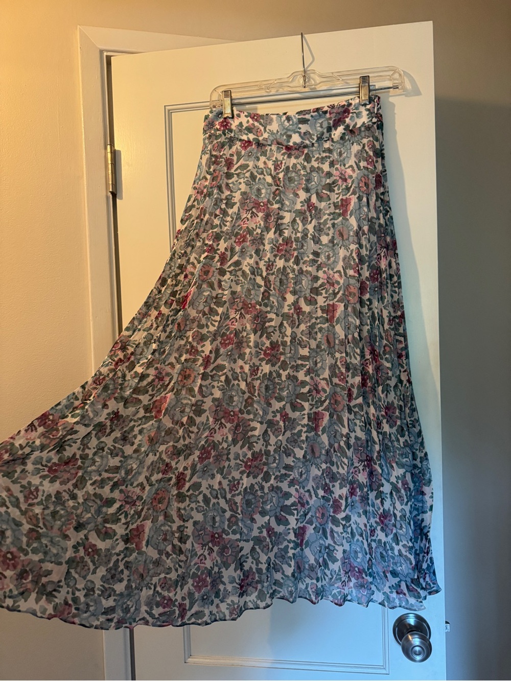 Sezane Floral Pleated Dune Midi Skirt - Like New, never worn